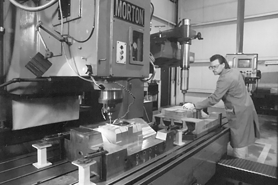 Commercial Tool Group image of a machine tech operating a Morton milling machine